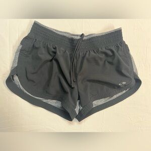 Champion Athletic Running Shorts Gray Black Built-In Liner Zip Pocket Size SP